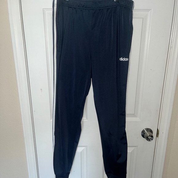 Adidas Fleece sweat pants - Picture 2 of 5